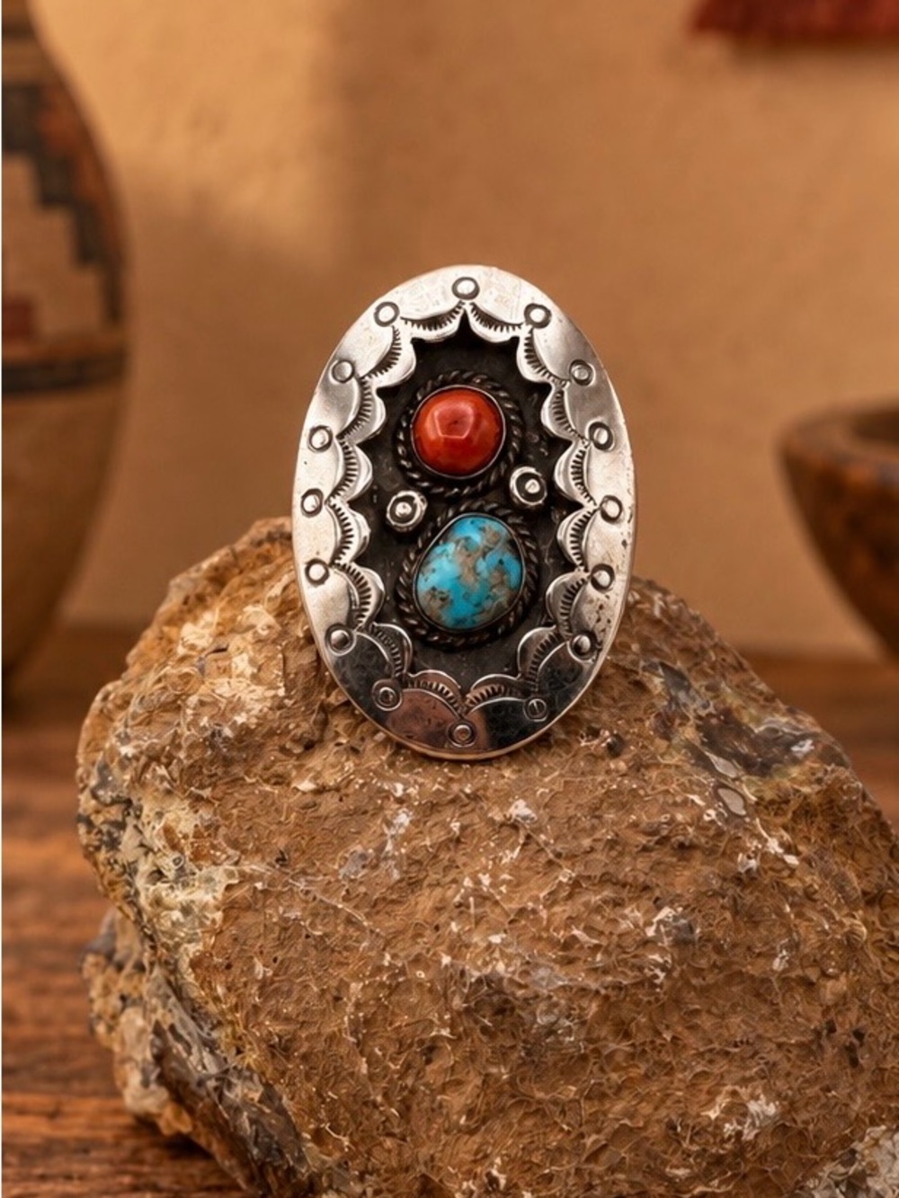 Large Vintage Navajo Native American Sterling Silver Turquoise Coral Ring 7.5